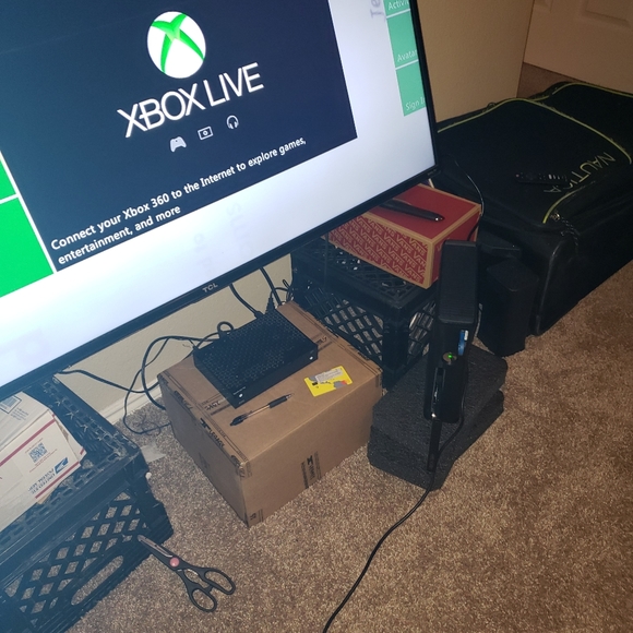 XBOX 360 Kinect.😮😮 WITH OVER 15 GAMES INCLD.. IN WORKING & PRESTINE CONDITION - Picture 2 of 13